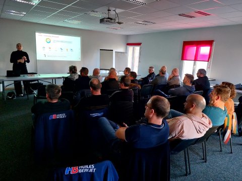 Formation Solutions de maintenance chez Bernard Tucks Bourg